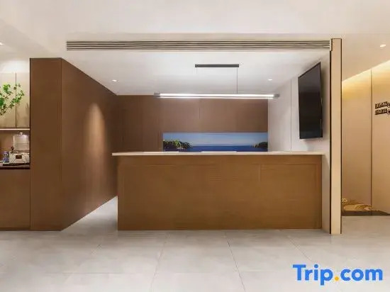 Home Inn Ruibai·Cloud Hotel (Huludao Central Hospital Branch)