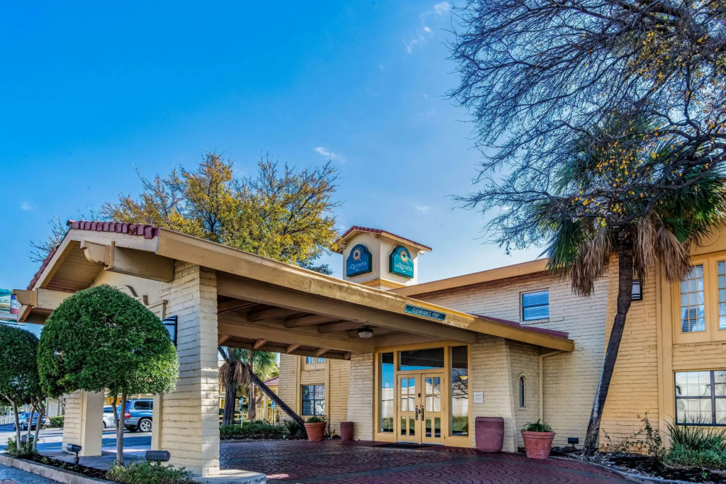 La Quinta by Wyndham San Antonio North Stone Oak