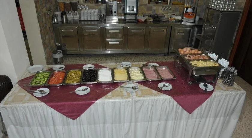 Minaides Hotel