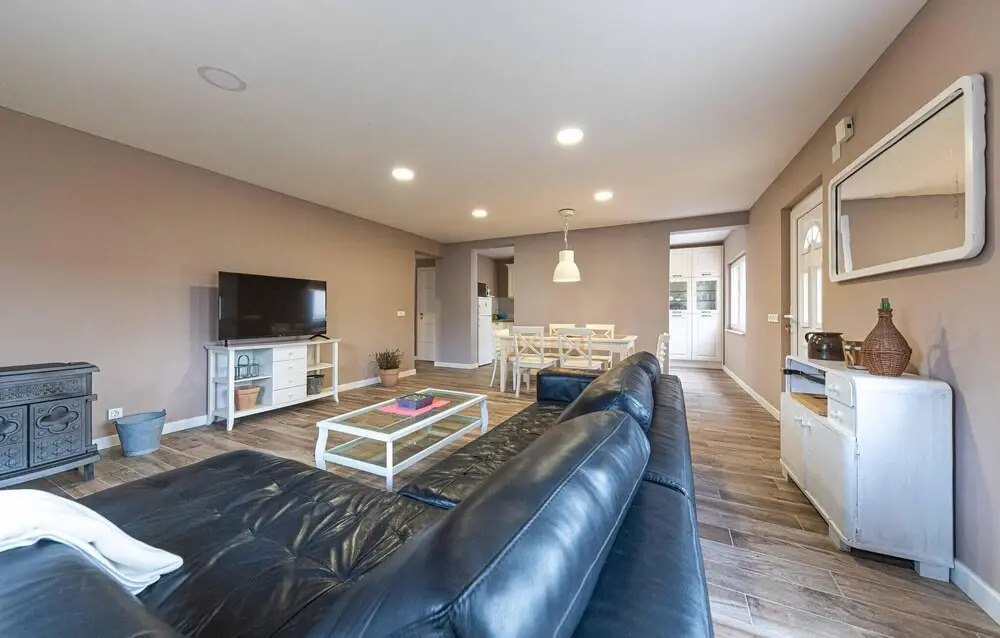 Amazing Home in Vinisce With 4 Bedrooms and Wifi
