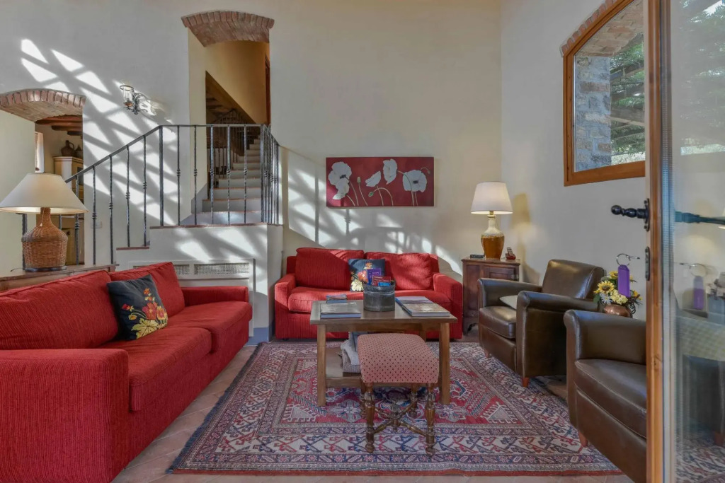 5 bedrooms villa in the Chianti region with private swimming poo, A/C and Wi-Fi-Podere Erica