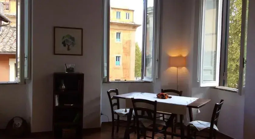 La Bella Sosta sul Tevere