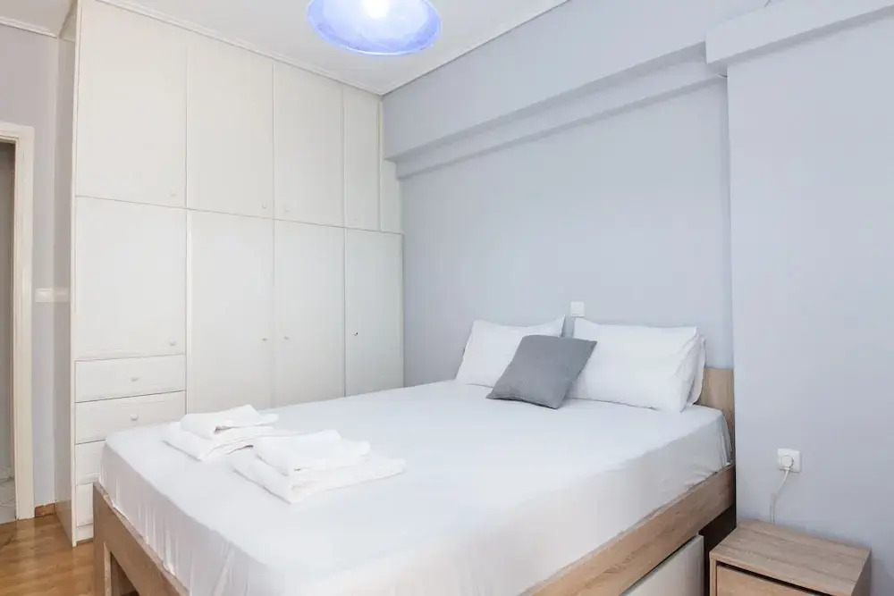 Home Away from Home 2 Bd Apt in Zografou