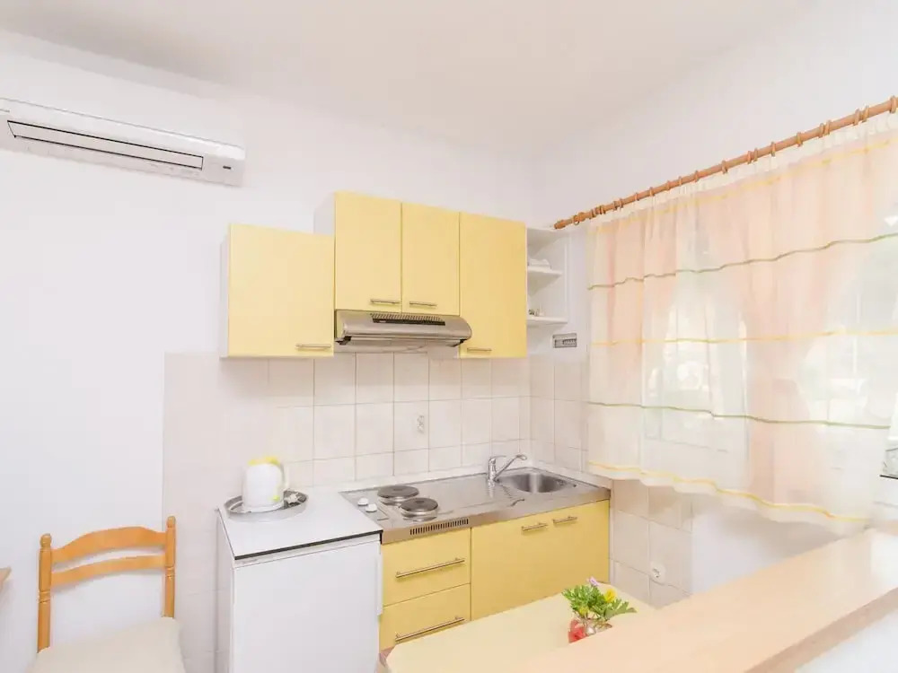 Apartments Skurla - Studio Apartment With Terrace
