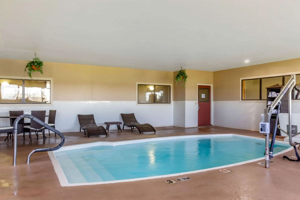 Comfort Suites Plainview