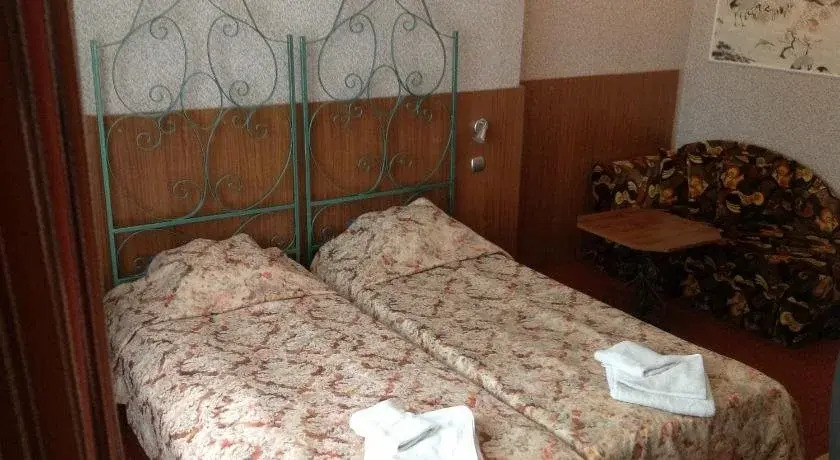Astra Family Hotel