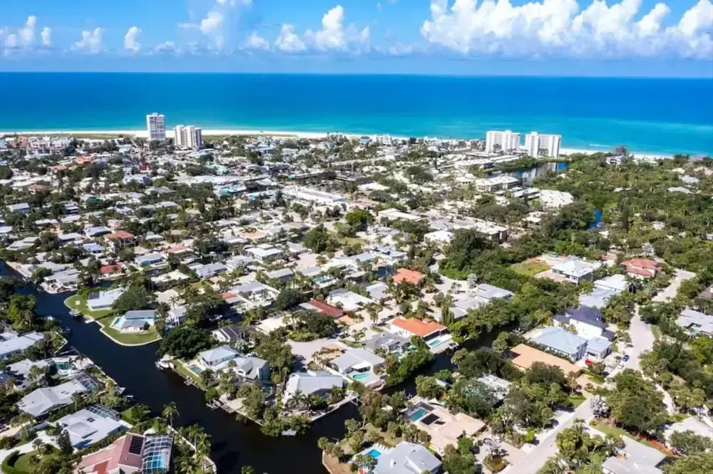 Luxe 3BR Siesta Key Home Pool