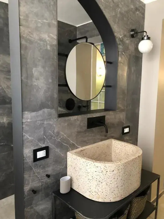 Caves Apartment