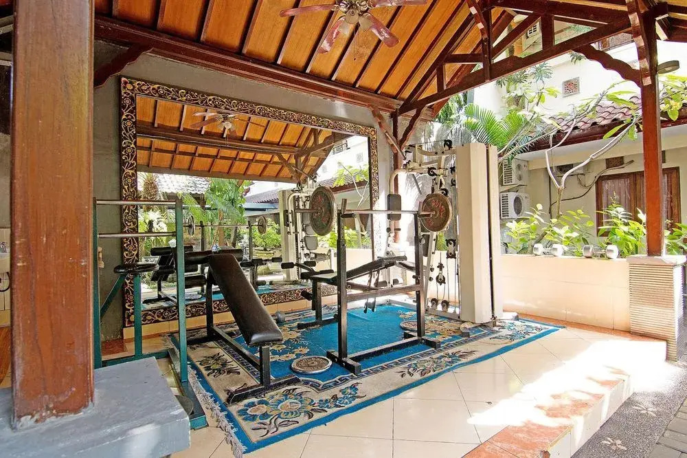 Zen Rooms Paradise Legian Hotel Bali