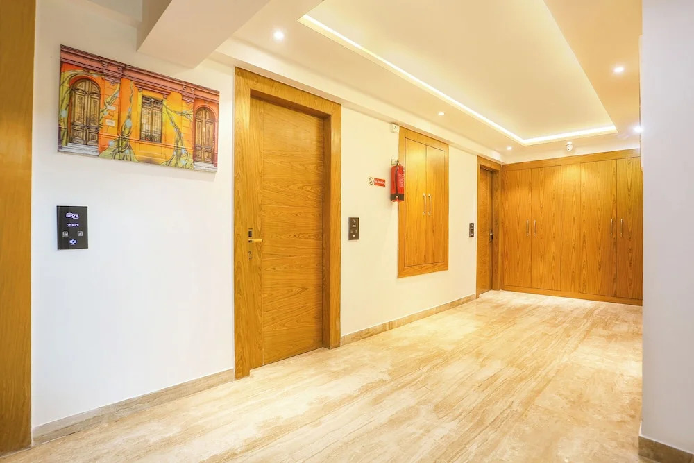 FabHotel Green Lotus Star 17