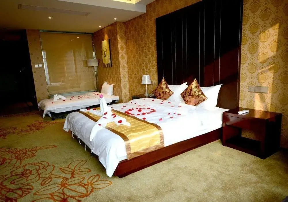 Qiandaohu Jinqiuyuan Hotel