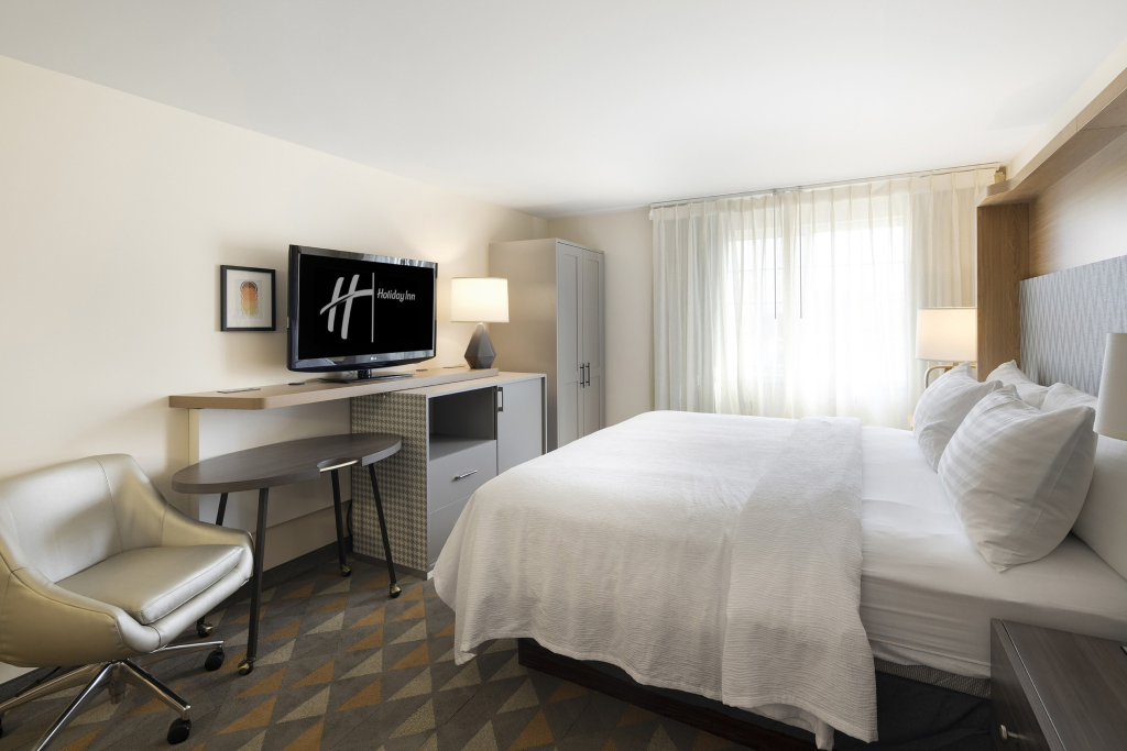 Holiday Inn - Bloomington W MSP Airport Area by IHG
