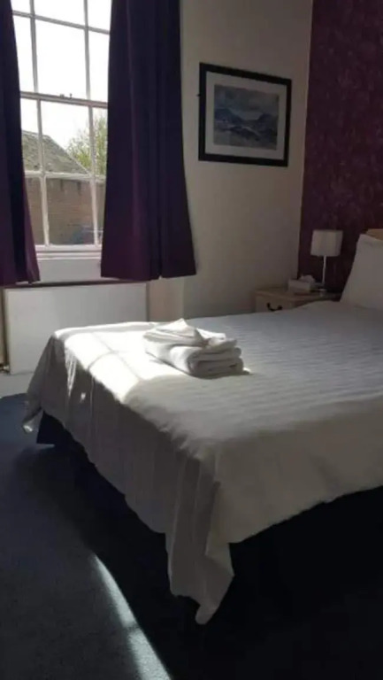 Hitchin Priory Hotel