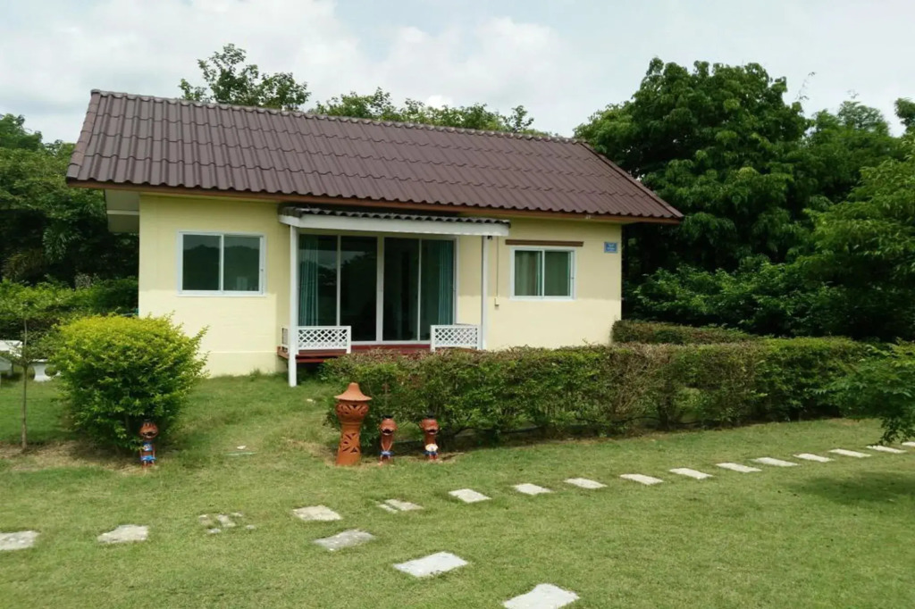 Les Collines Resort