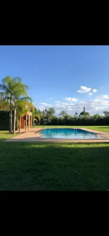 Villa London