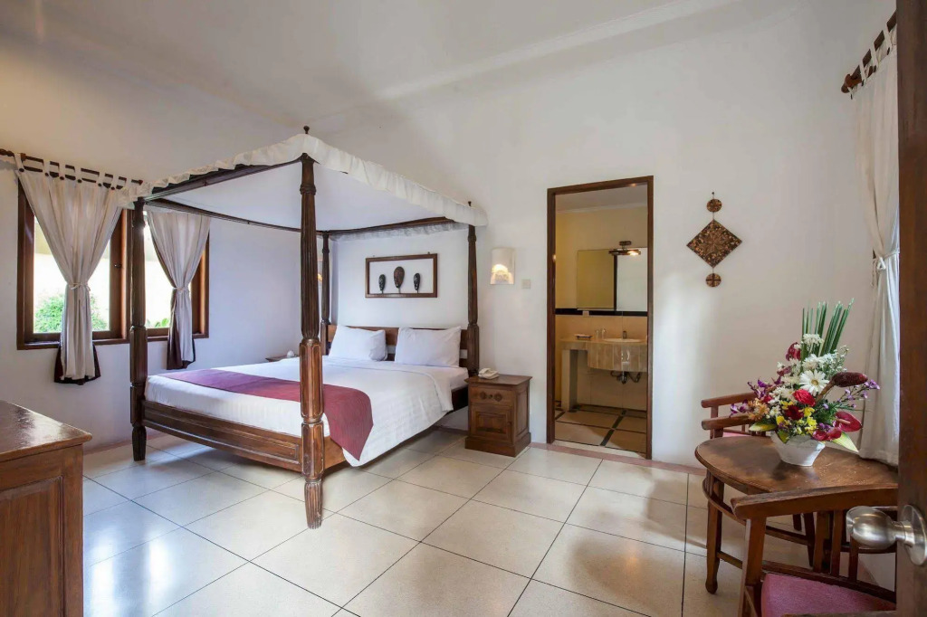 Putri Bali Seminyak Villa