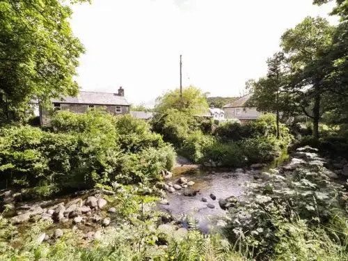 Swan Cottage