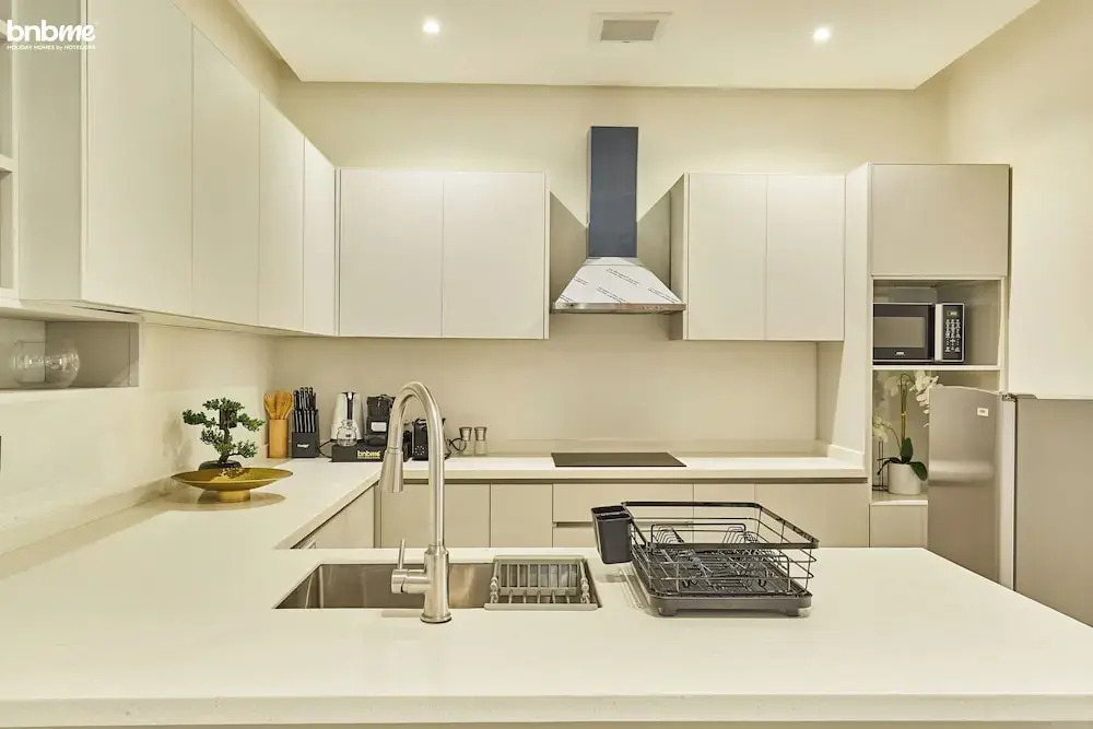 bnbmehomes-Top APT nr Kingdom Tower-B11