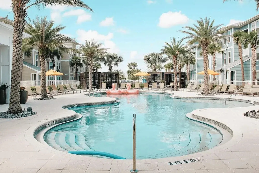 Clean, Cozy & Chic Apartment. CDC Cleaning Standards! Just 3 Miles From Disney
