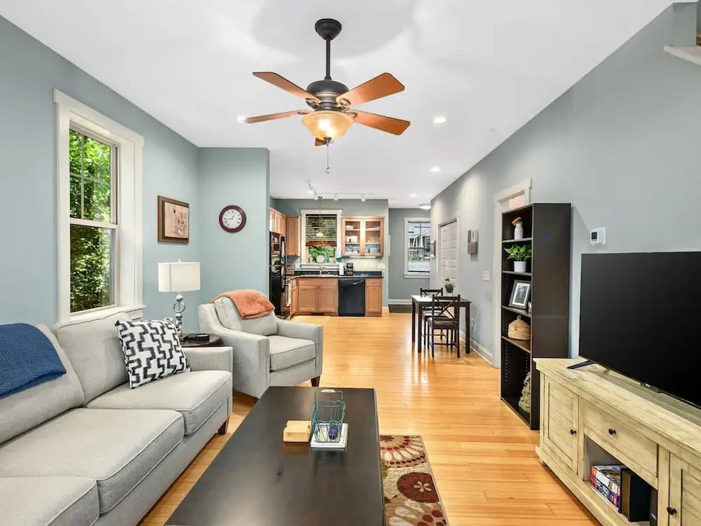 Cozy 2BR Townhouse w Deck Walk to W Asheville