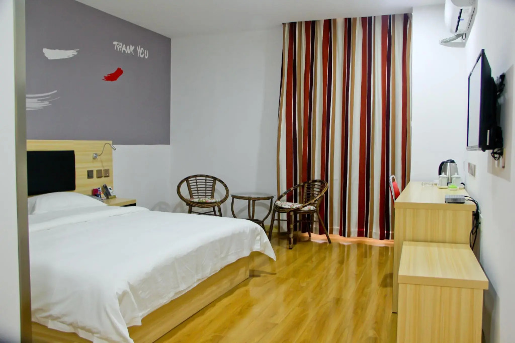 Thank Inn Chain Hotel Shandong Dezhou Decheng District Wanda Plaza