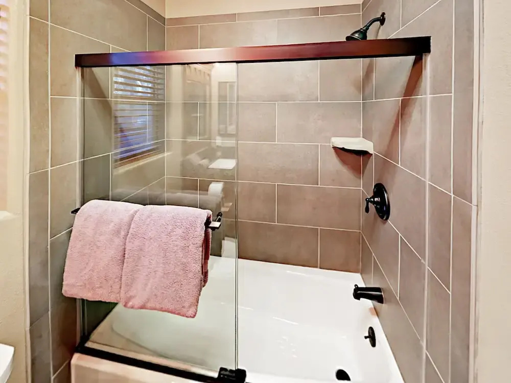 585 Golden West Drive Home 3 Bedrooms 2 Bathrooms Home