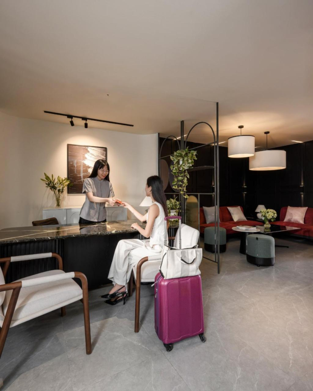 Golden Sands Service Apartment