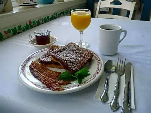 The Bentley Inn