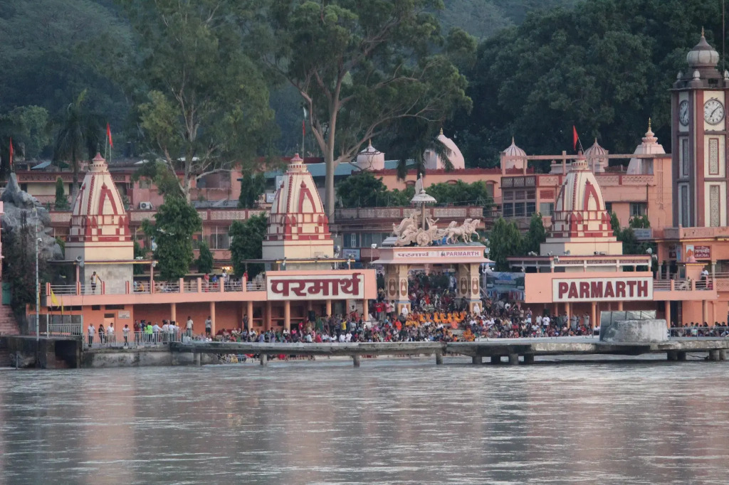 Yog Niketan By Sanskriti