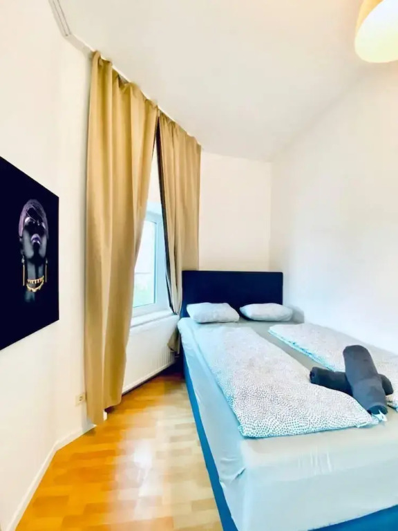 Spacious 4 BR Apt Perfect for Groups