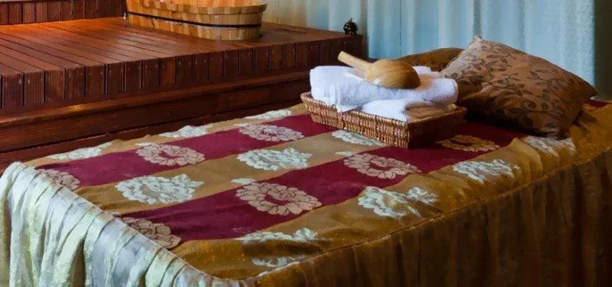 Cohere Hotel