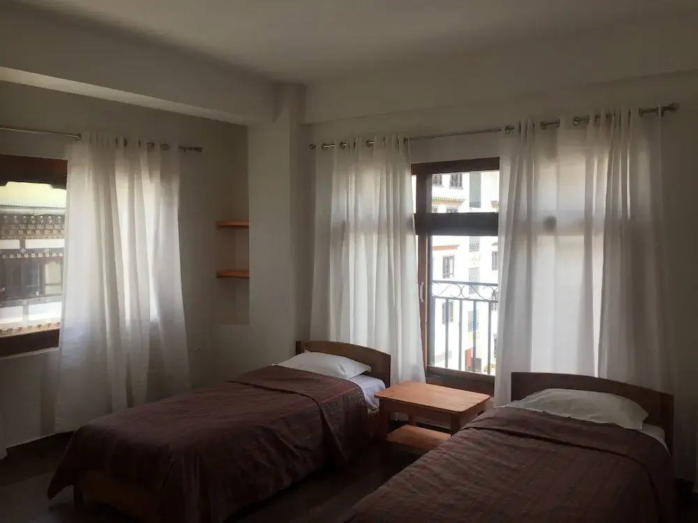 Choni Apartment