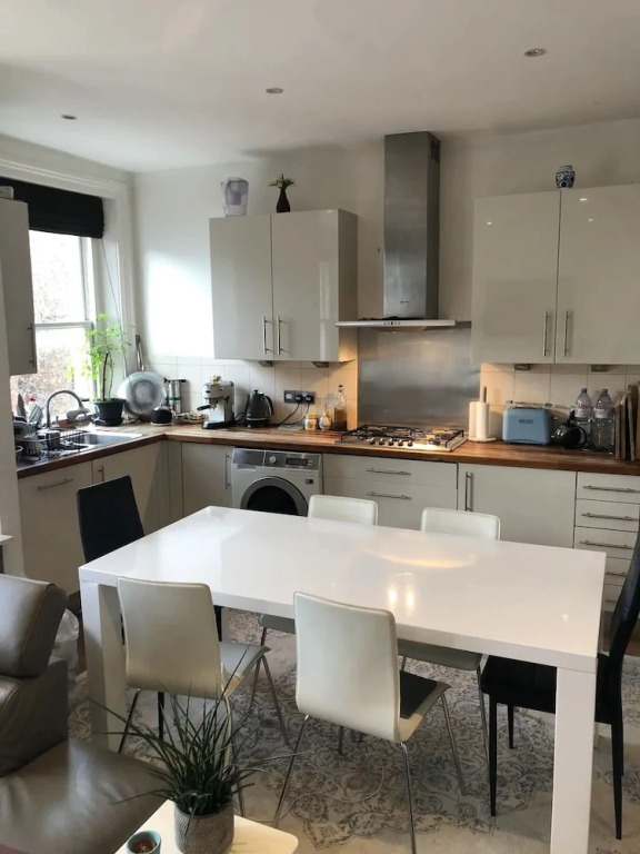 Chic Flat Regent's Park