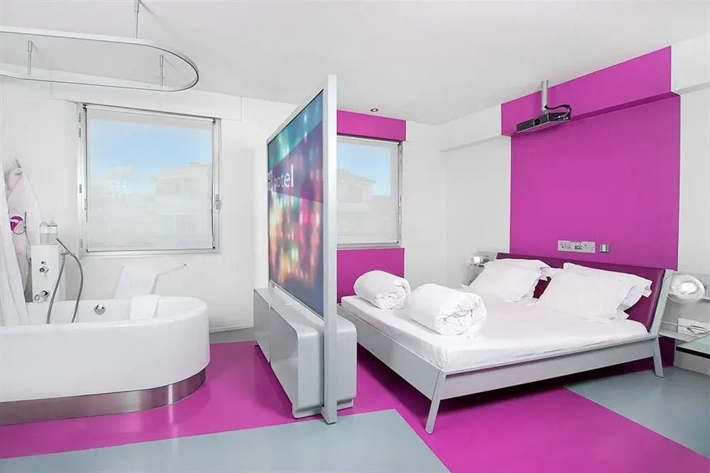 Hi Hôtel