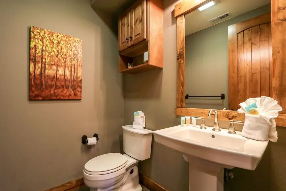 Snowcreek Vii #1503 3 Bedroom Condo