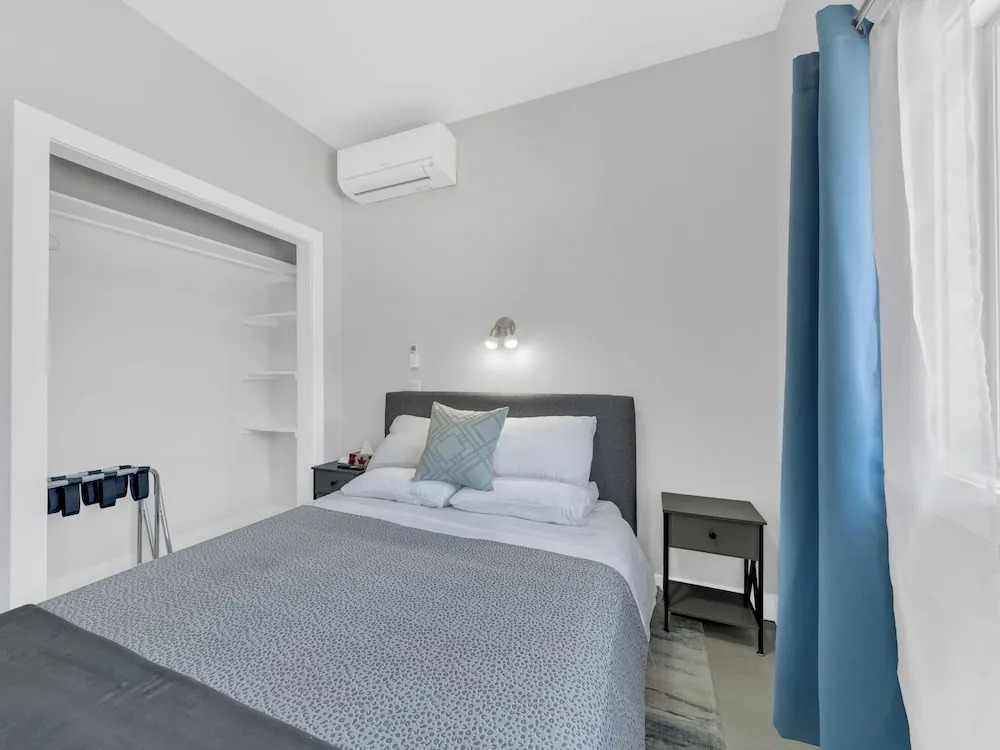 Parkside Flat #5 - Seacliff Beach Suites
