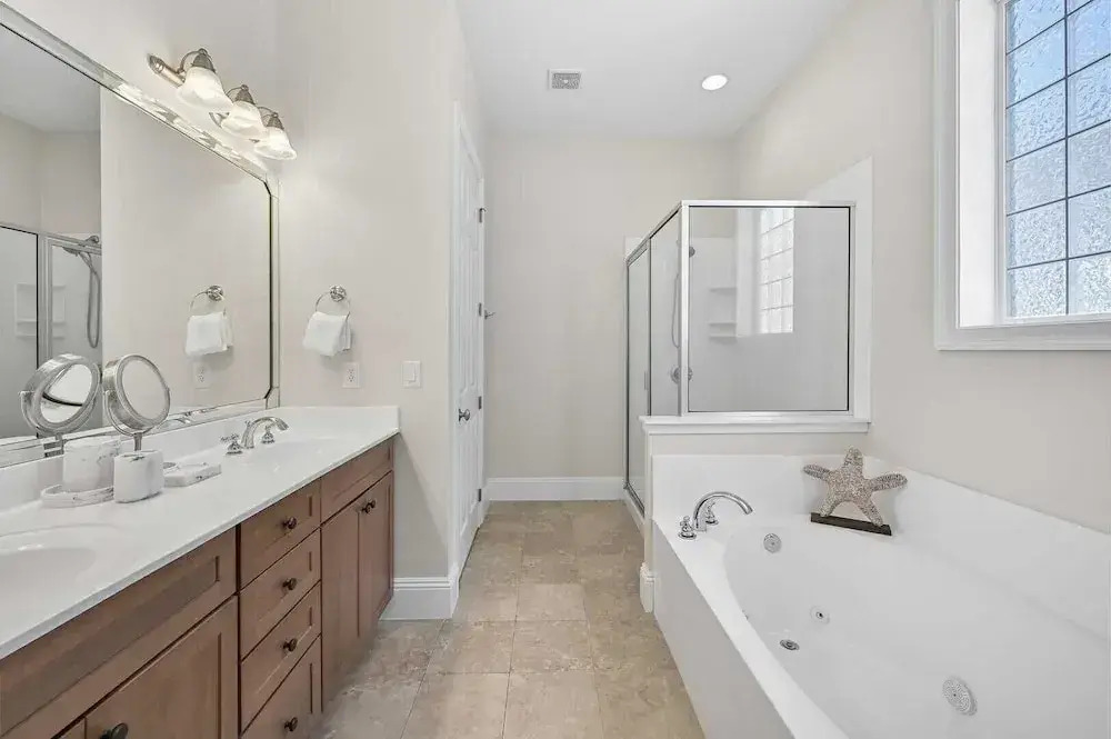 Walk to Seacrest Beach, Resort Pool Modern 3bdr Free Wheelin by Avantstay