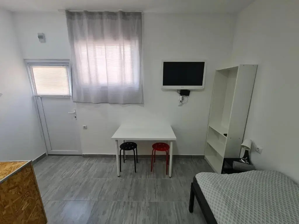 Budget Apartment LeLo Center1
