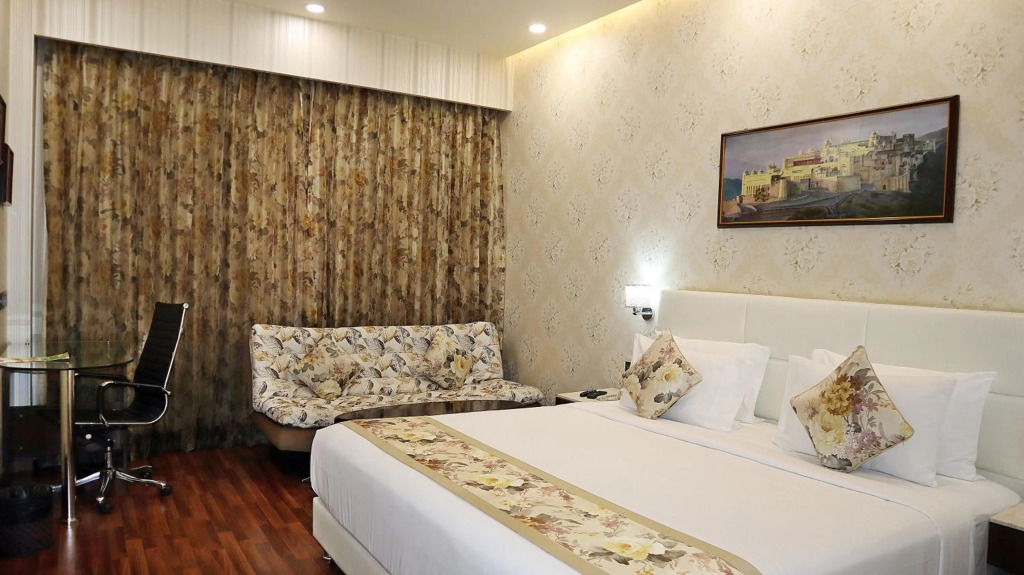 Hotel Grand Maple