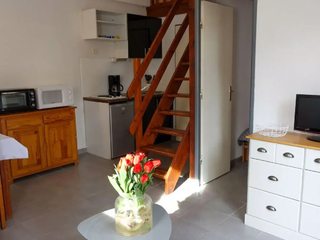 Les Charmilles 32493