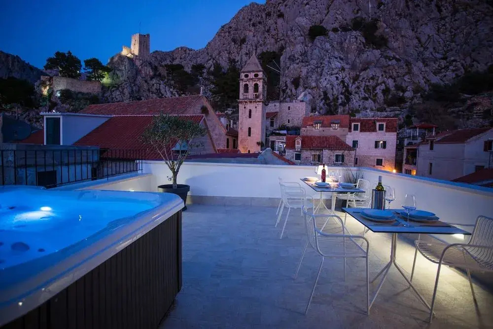 Boutique stone house Franco
