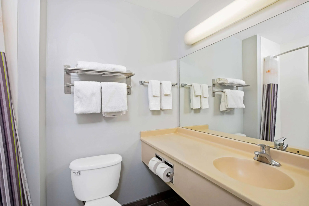 La Quinta by Wyndham Omaha Airport Downtown
