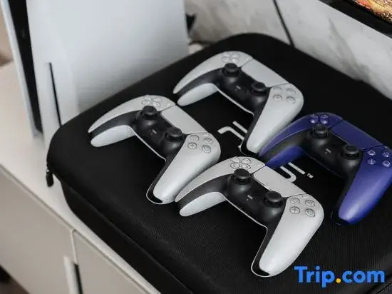 "With Wind and You · Mahjong Projection · Game Console · Suite Apartment (Dongjiao Memory Store