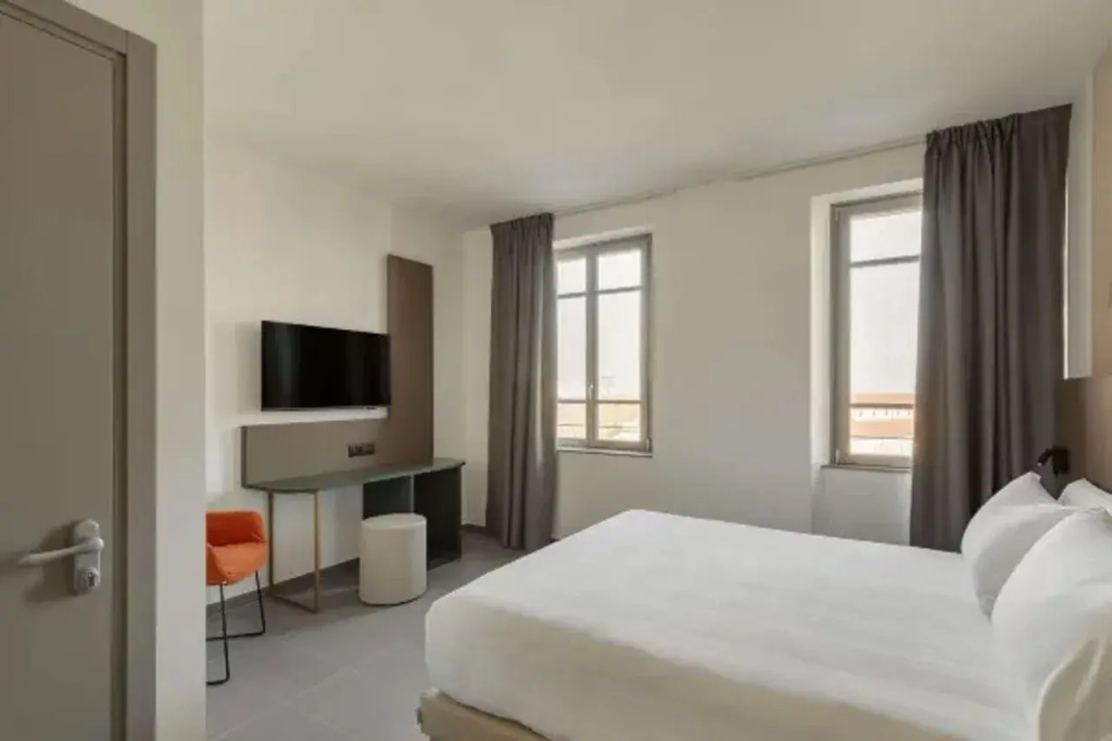 B&B HOTEL Piacenza