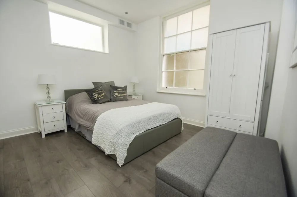 Sea Breeze Apartment Central by Brighton Holiday Lets