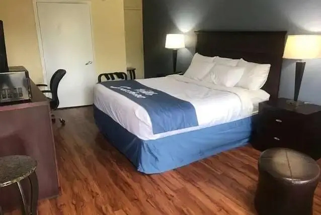 Days Inn by Wyndham King-Winston Salem Area