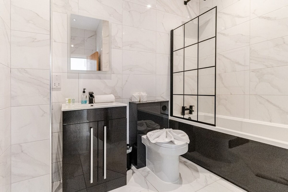 Luxurious 4 Bed House - Jewellery Quarter