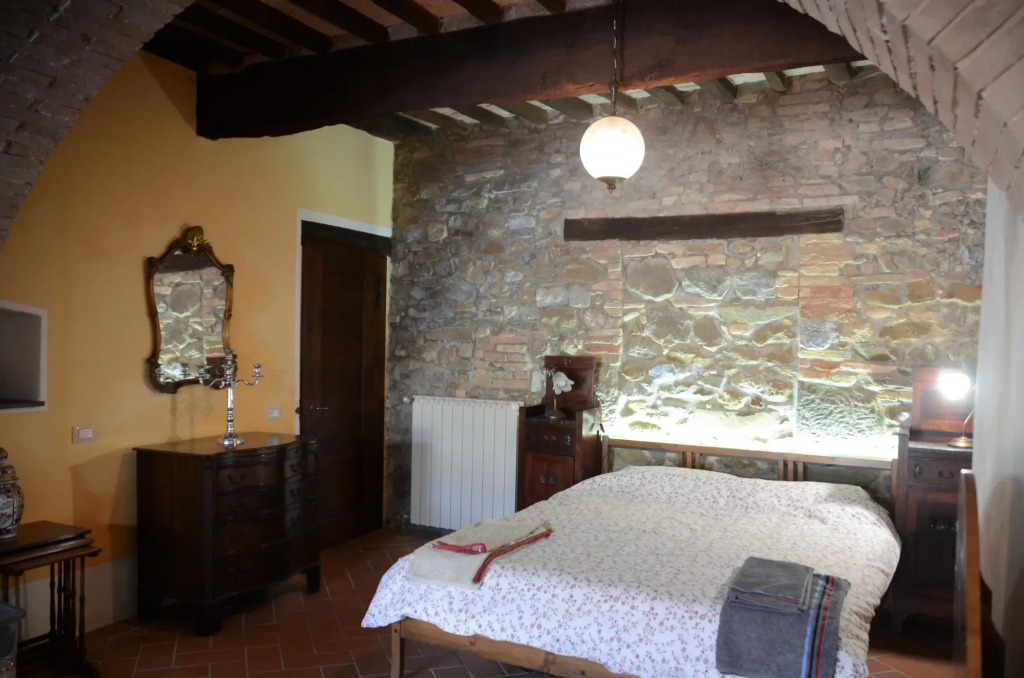 Casa Baronetta - A Cosy Apartment in a Medieval Village