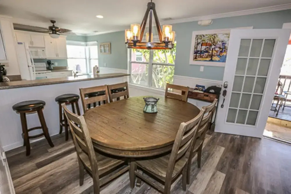 2518 Estero