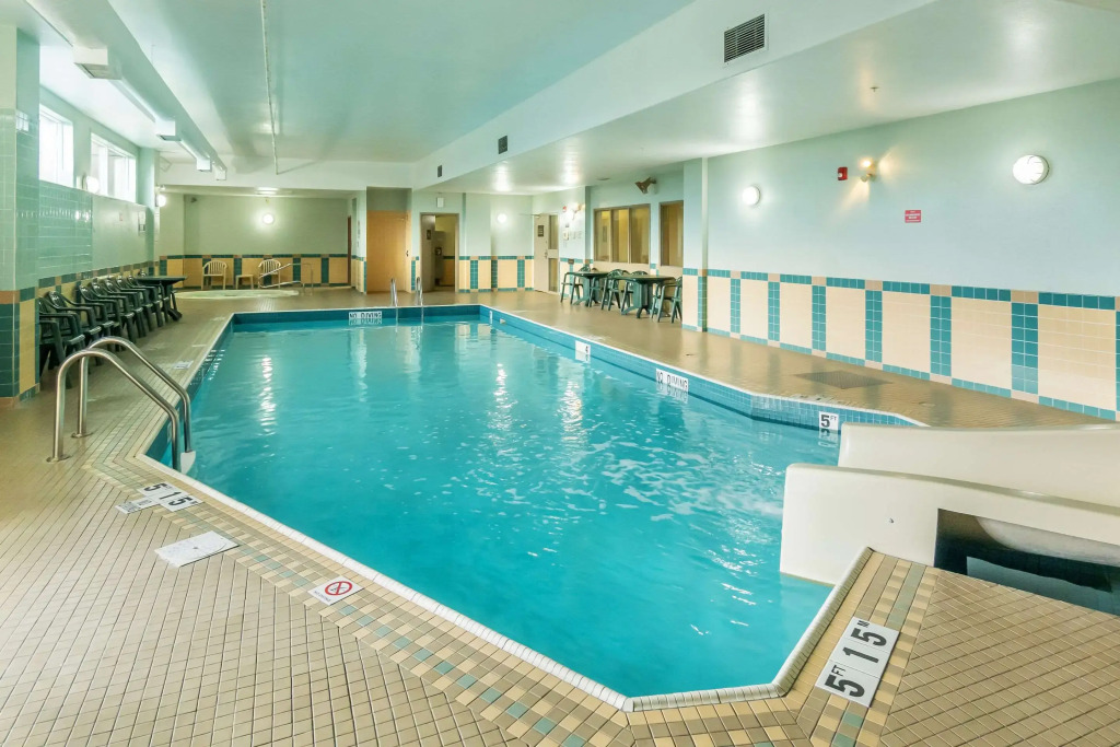 Comfort Inn & Suites